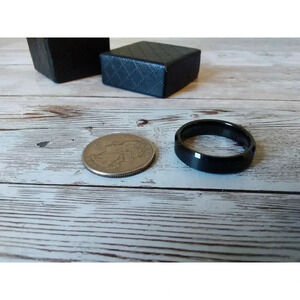 Size 11.5 Sleek Onyx Tungsten Band: 6mm Brushed Bevel Edge